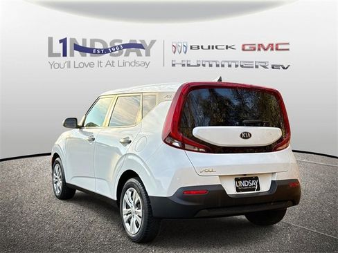 Used 2020 Kia Soul LX image 4
