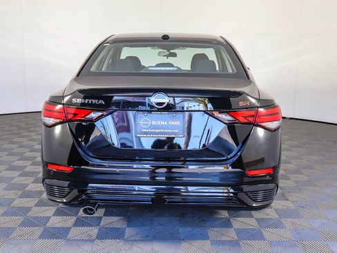 New 2025 Nissan Sentra SR image 7