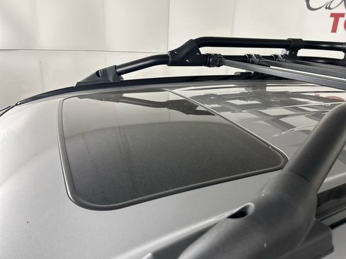 Used 2021 Toyota RAV4 XLE w/ Convenience Package image 11