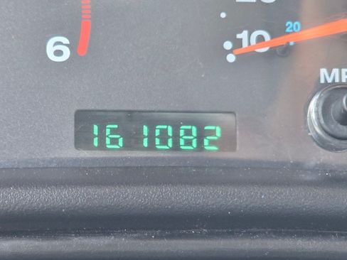 Used 2005 Jeep Wrangler Sport AWD/4WD image 5