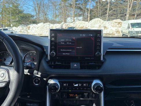 Certified 2022 Toyota RAV4 XLE w/ Convenience Package image 17