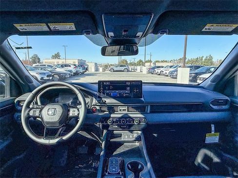 New 2026 Honda Pilot Sport image 14