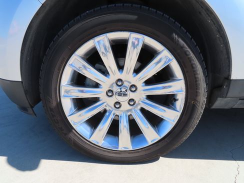 Used 2013 Lincoln MKX FWD image 5