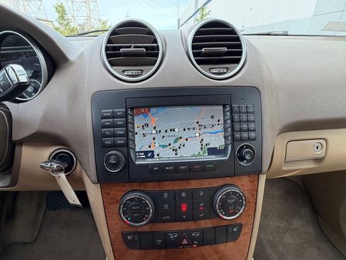 Used 2008 Mercedes-Benz ML 350 4MATIC image 32
