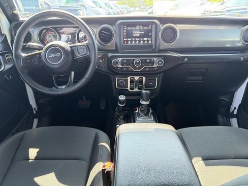 Used 2021 Jeep Wrangler Unlimited Sport AWD/4WD image 17