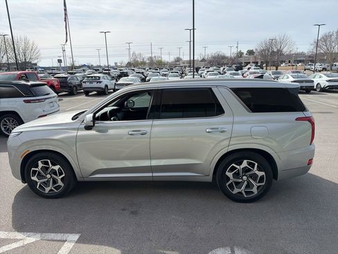 Used 2022 Hyundai Palisade Calligraphy image 12