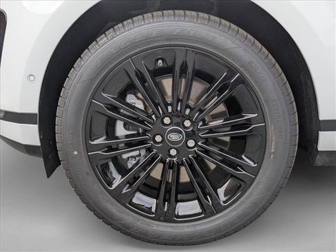 New 2026 Land Rover Range Rover Evoque S AWD/4WD image 10