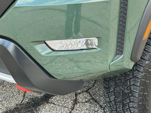 Certified 2023 Nissan Frontier PRO-4X w/ Pro Convenience Package image 5