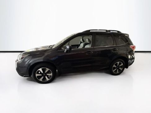 Used 2018 Subaru Forester 2.5i Limited AWD/4WD image 9