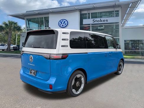 New 2025 Volkswagen ID. Buzz Pro S Plus image 4