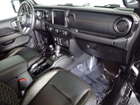 Used 2021 Jeep Gladiator Overland image 42