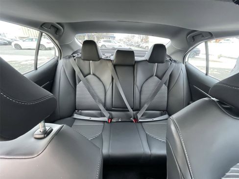Used 2023 Toyota Camry SE image 28