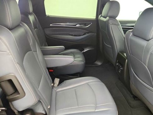Used 2022 Buick Enclave Essence w/ Sport Touring Edition image 22