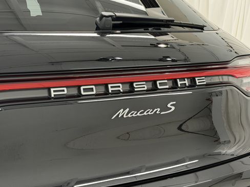 Certified 2023 Porsche Macan S AWD/4WD image 65