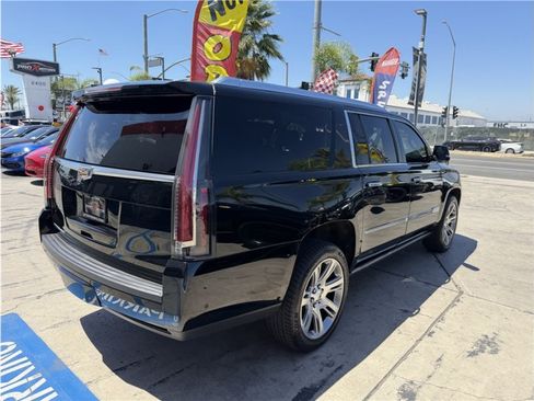 Used 2019 Cadillac Escalade ESV Premium Luxury AWD/4WD image 15