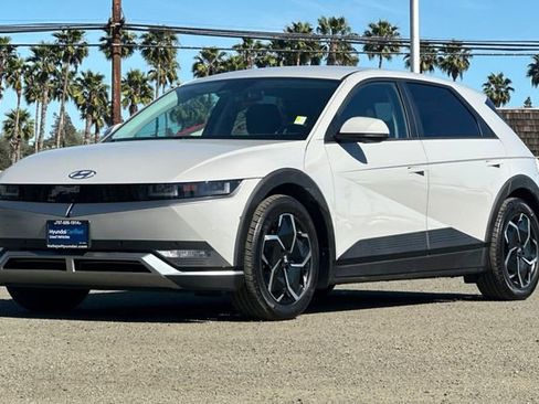 Used 2024 Hyundai Ioniq 5 SEL image 11