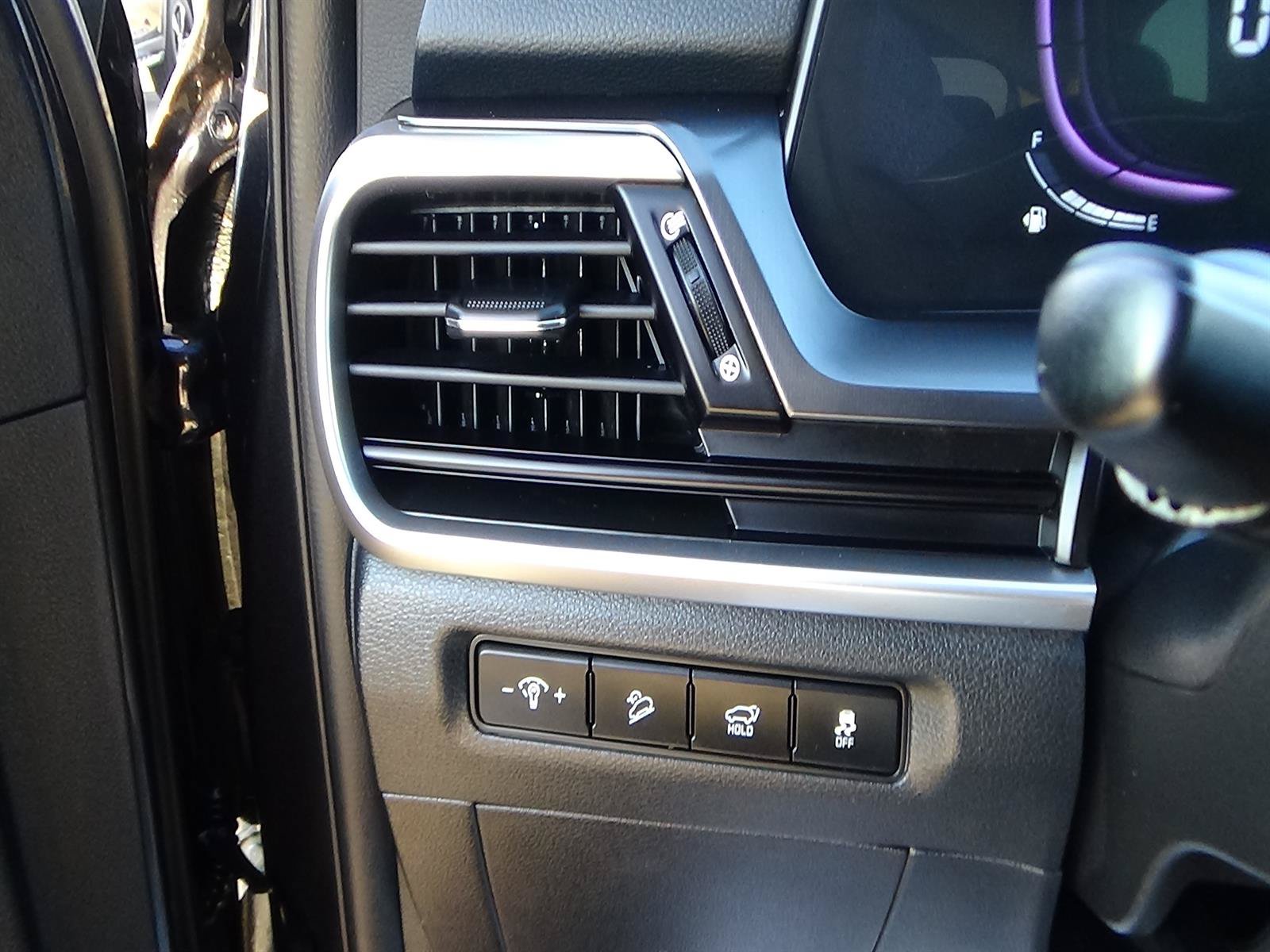 Used 2025 Kia Telluride S FWD image 21