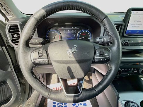 Used 2023 Ford Bronco Sport Outer Banks w/ Tech Package AWD/4WD image 11