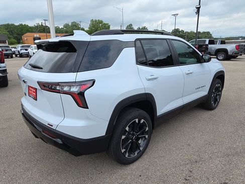 New 2026 Chevrolet Equinox RS AWD/4WD image 8
