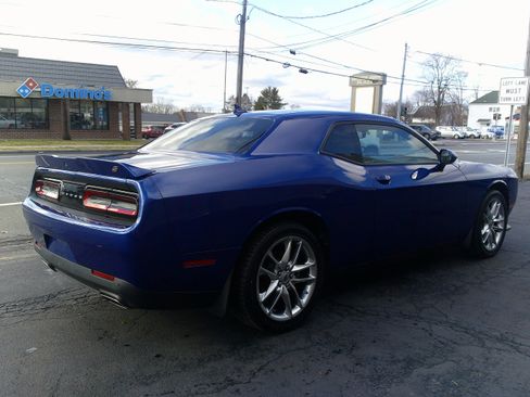 Used 2022 Dodge Challenger GT w/ Plus Package image 5
