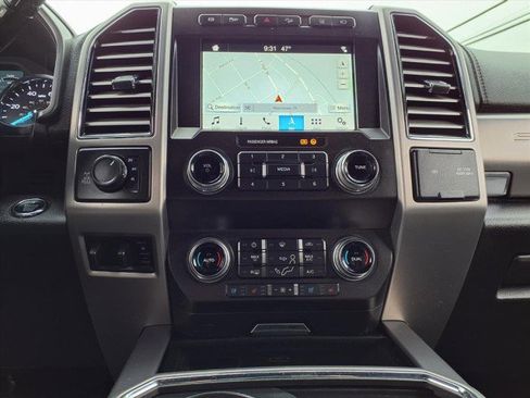 Used 2019 Ford F250 Platinum w/ Platinum Ultimate Package image 11