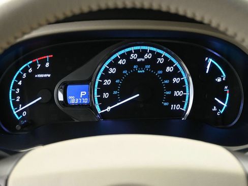 Used 2013 Toyota Sienna XLE FWD image 7