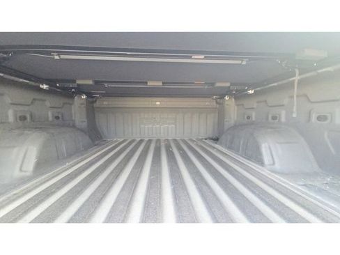 Used 2023 GMC Sierra 1500 SLT w/ SLT Premium Package image 18