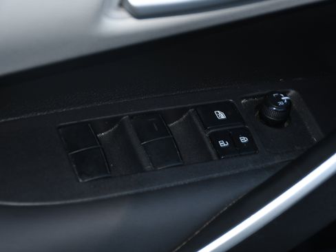 Used 2023 Toyota Corolla SE image 10