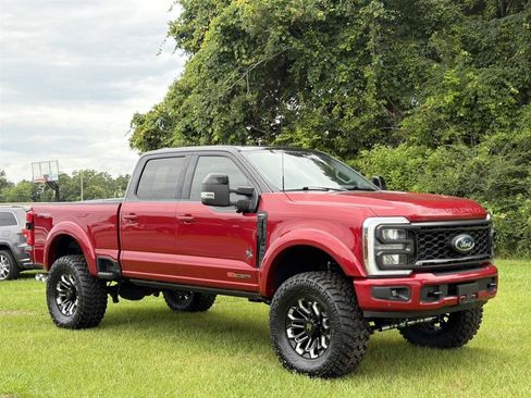 Used 2024 Ford F250 Lariat w/ Lariat Ultimate Package AWD/4WD image 3