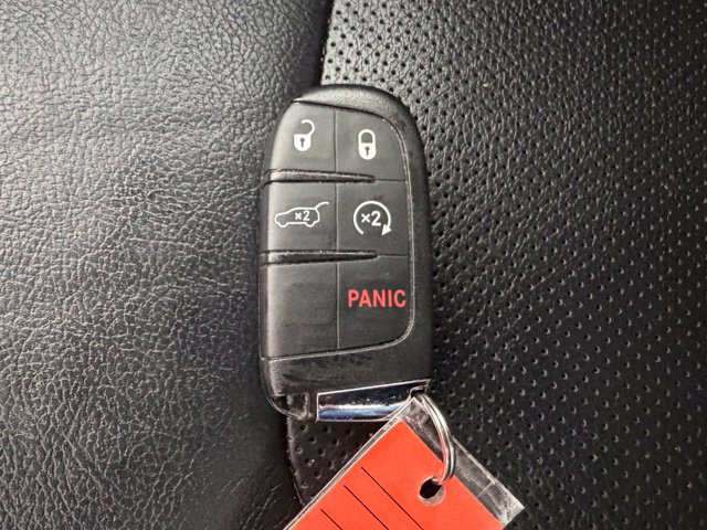 Used 2018 Jeep Compass Limited FWD image 30