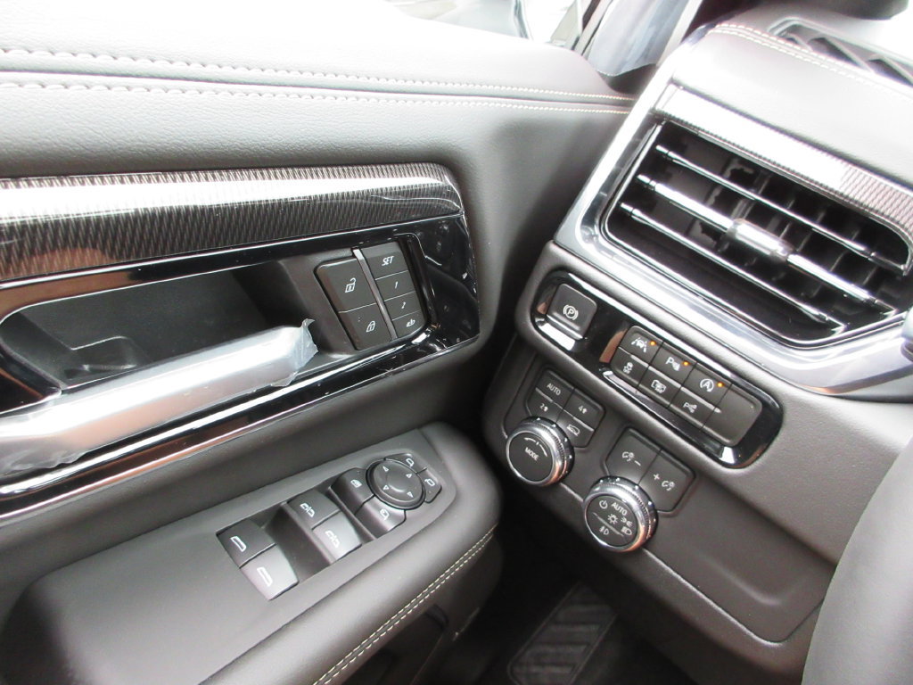New 2027 GMC Yukon Elevation w/ Technology Package AWD/4WD image 14