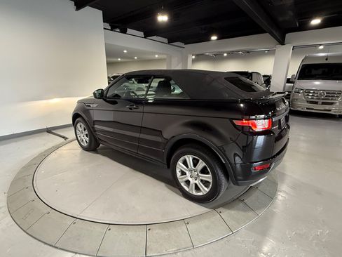 Used 2019 Land Rover Range Rover Evoque SE Dynamic AWD/4WD image 12