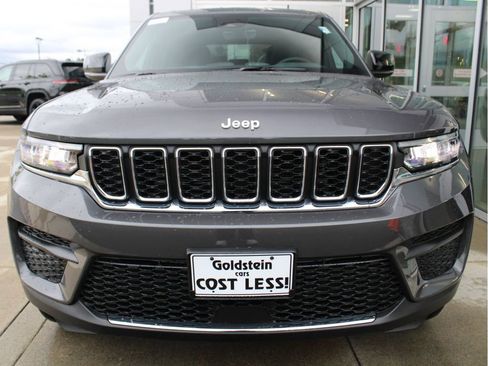 New 2025 Jeep Grand Cherokee Laredo X w/ Luxury Tech Group I image 2