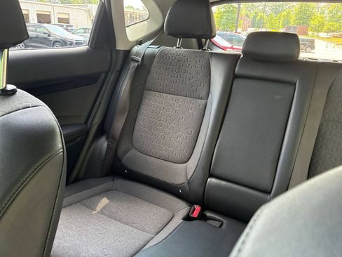 Used 2025 Kia Seltos S FWD image 41