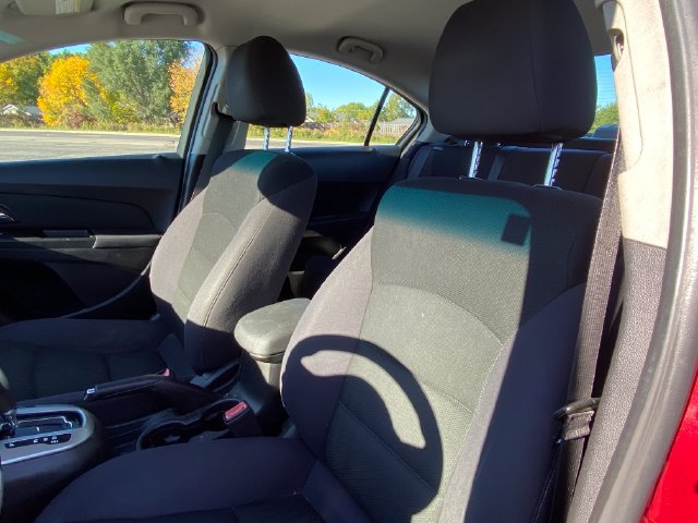 Used 2014 Chevrolet Cruze LT FWD image 6