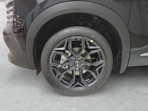 New 2026 Nissan Kicks SR FWD image 23