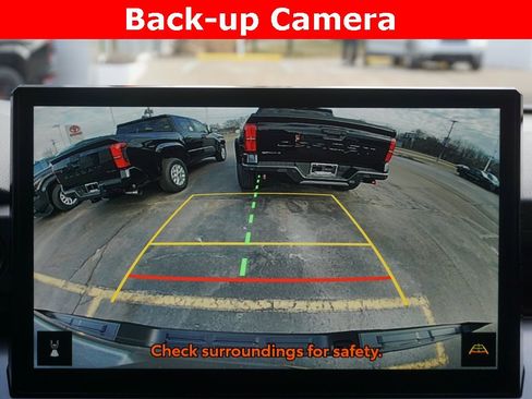 Certified 2025 Toyota Tacoma TRD Off-Road image 8