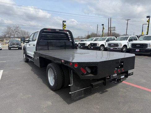 New 2026 Ford F550 4x4 Crew Cab image 6