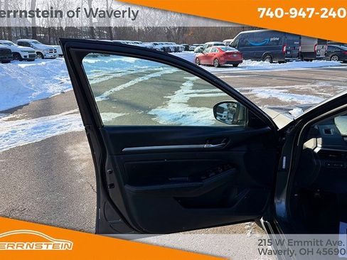 Used 2023 Nissan Altima 2.5 SV image 13