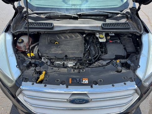 Used 2017 Ford Escape SE AWD/4WD image 23