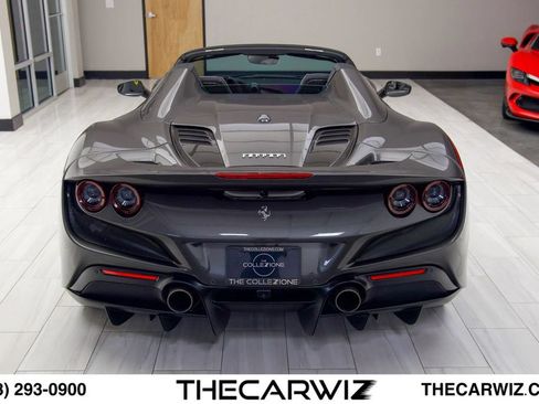 Used 2022 Ferrari F8 Tributo RWD image 25