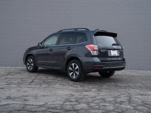 Used 2018 Subaru Forester 2.5i Limited image 3