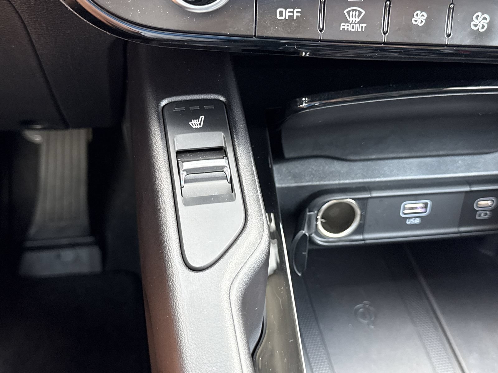 Used 2024 Kia Telluride S w/ S Sunroof Package FWD image 28
