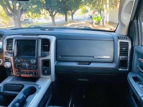 Used 2018 RAM 1500 Laramie w/ Convenience Group image 13