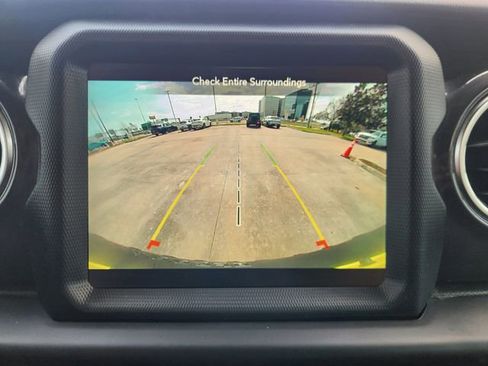 Used 2023 Jeep Wrangler Unlimited Rubicon 392 w/ Xtreme Recon 35" Tire Package image 17