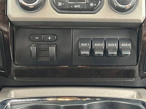 Used 2015 Ford F250 Platinum image 21