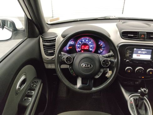 Used 2019 Kia Soul FWD image 22