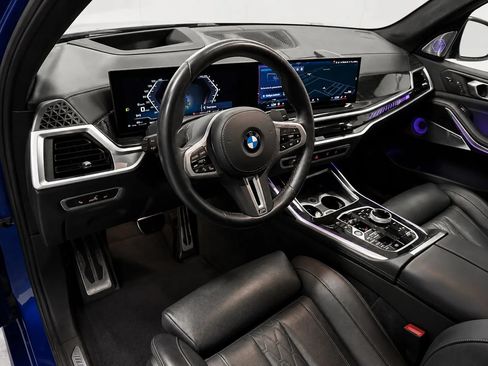 Used 2025 BMW X7 M60i AWD/4WD image 10
