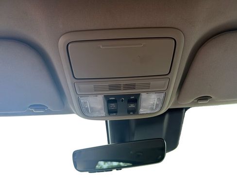 Used 2018 Honda Odyssey EX-L image 15
