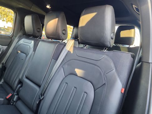 Used 2024 Land Rover Defender 130 X image 13